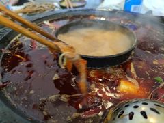 -黄潇洒老火锅(九眼桥宏济巷店)