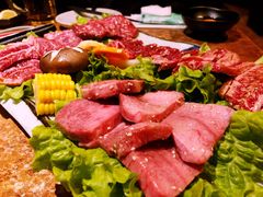 赤肉组合-炼火烤肉店
