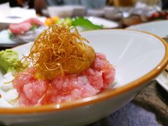 蓝鳍金枪鱼鱼茸拼海胆饭-日进一片海.生腌海鲜火锅.宵夜烧烤(三里屯总店)