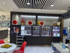 -宏宇眼镜蔡司依视路折扣店(兆佳眼镜城店)