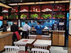用餐区-渝是乎酸菜鱼·川渝小炒(新世界百货望京店)