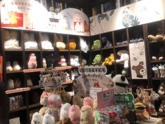 -钟书阁(松江泰晤士小镇店)