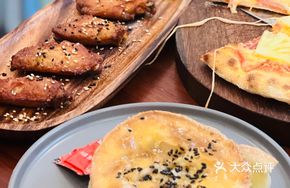 Classic Beef Cheese Pie