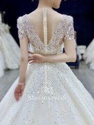 -MISS MIA 婚纱品牌馆