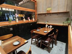 -8PINTS八品脱·日料·烧鸟·精酿小酒馆(莘庄店)