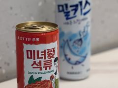 美女石榴汁-博姆炸鸡精品餐厅(常发广场店)
