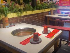 -钢管厂五区小郡肝串串香火锅(梅川路店)