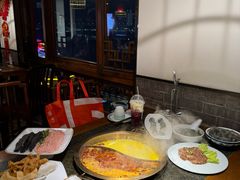 -小天鹅火锅·一线江景洪鼎旗舰店(洪崖洞店)