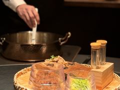 -左庭右院鲜牛肉火锅黑金店(陆家嘴中心店)