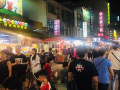 -六合夜市