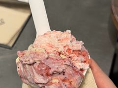 -喜茶(上海打浦桥日月光gelato lab+店)