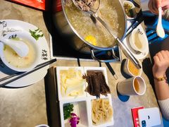 -大喜牛鲜牛肉火锅(营迹路店)