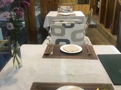 靠窗位-LUCCA卢卡西班牙海鲜饭(远洋广场店)