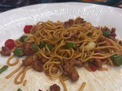 -乡村馕坑肉·烧烤·新疆菜·本地人更爱吃(阿勒泰首店)