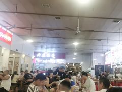 -冶建镜子·老南昌大排档·江西虾王(总店)