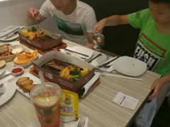 -必胜客(东莞地王店)