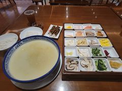 -香麒园·过桥米线·南湖雅宴