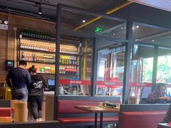 大堂-管氏翅吧(护国寺店)