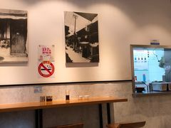 大堂-梦花街馄饨店(中华苑店)