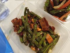-怡妮新疆风味餐厅(东江湾路店)