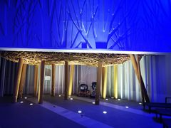 -上海滴水湖皇冠假日酒店