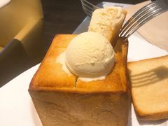 -港丽餐厅(高德置地店)