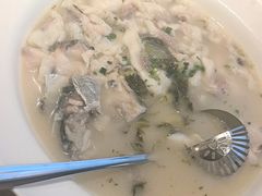 -严记小天府酸菜鱼(西四路店)