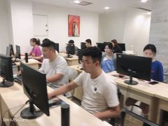 -金夫人化妆摄影职业培训学校