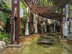 -海口观澜湖火山温泉谷