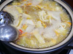 -菌之家·专业纯野生菌火锅·特色炒菌