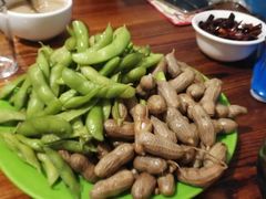 -洞庭洲·防空洞火锅·烧烤·铜锅涮肉(新百广场店)