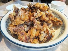 脆皮肘子-新侨小馆(东直门北小街店)