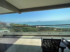-三亚湾海居铂尔曼度假酒店