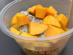 -海口骑楼小吃街