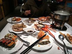 -领鲜活海鲜榴莲自助火锅(东门店)
