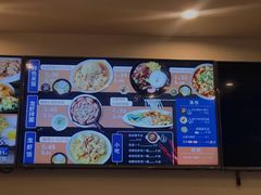 -海盗虾饭·剥好的小龙虾饭(SOHO尚都店)