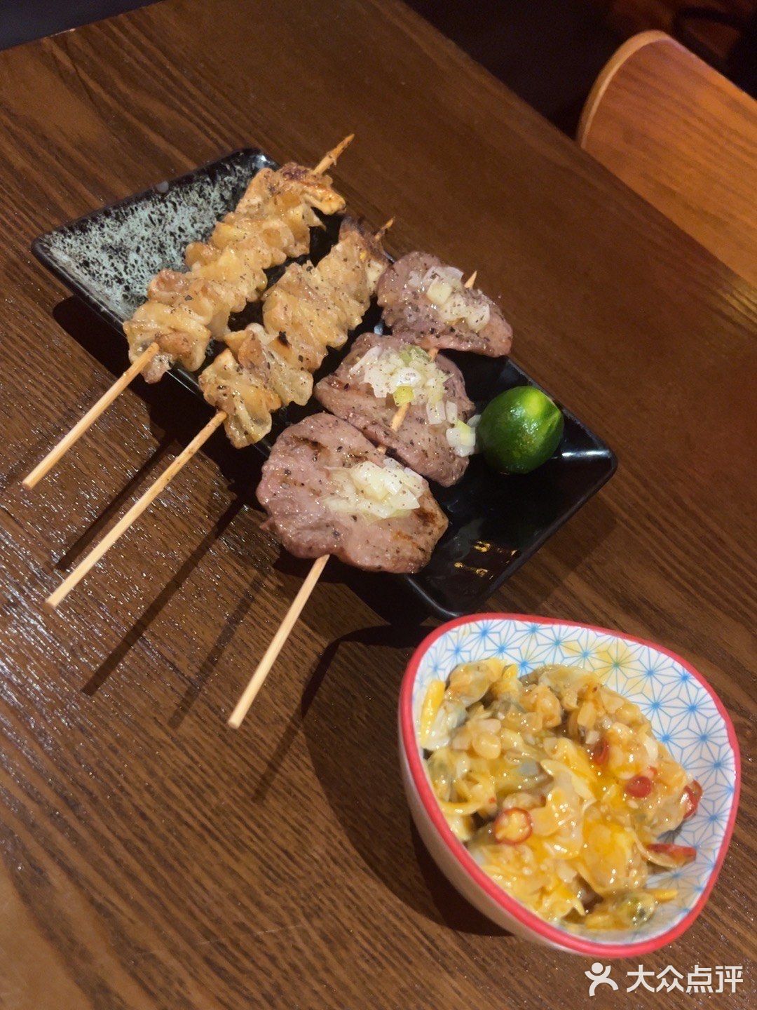 夜宵时刻  烤鸡皮串不可错过