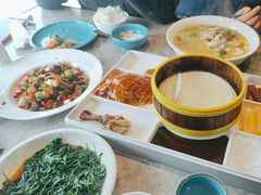 -月枫江南小馆(绿地缤纷广场店)