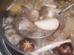 -左庭右院鲜牛肉火锅(浦江欢乐颂店)