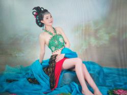 点击看大图 -经典婚纱摄影美学馆·私人定制