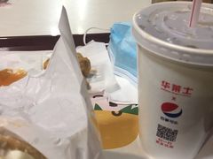 -华莱士·全鸡汉堡(艳粉店)