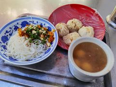 -高师傅特色米粉汤包(建设路店)
