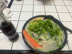 -肥汁米蘭香港米线(长宁来福士店)