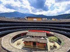 -初溪土楼群