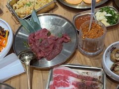 -青瓦餐厅·生鱼片·韩园烤肉(西塔店)