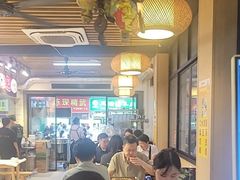 -郑记•不夜城烧烤•龙虾•虾蟹(黄鹤楼店)