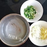 快手家常汤菜【菠菜粉丝丸子汤】