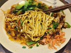 -方铲铲·成都板凳面(滨江银泰店)
