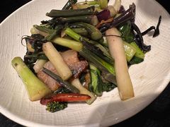 腊肉菜苔-简小舍·民间手艺菜(武昌江滩店)