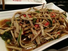 香菜黃豆絲-牛珍香时尚养生餐厅草原刀叉牛肉(大学城店)